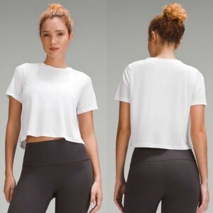 Lululemon Ultra-Light Waist Length T-Shirt 🐚